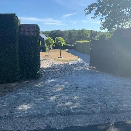 Апартаменты D Hotes Le Joyau With Indoor Pool And Sauna Lasne